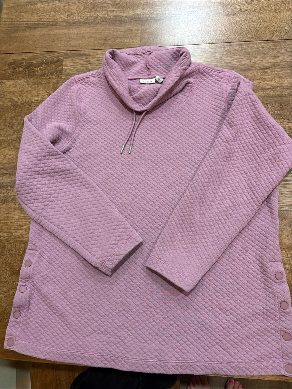 L.L. Bean Soft Quilted Pullover. Cowl neck. Lavender. XL